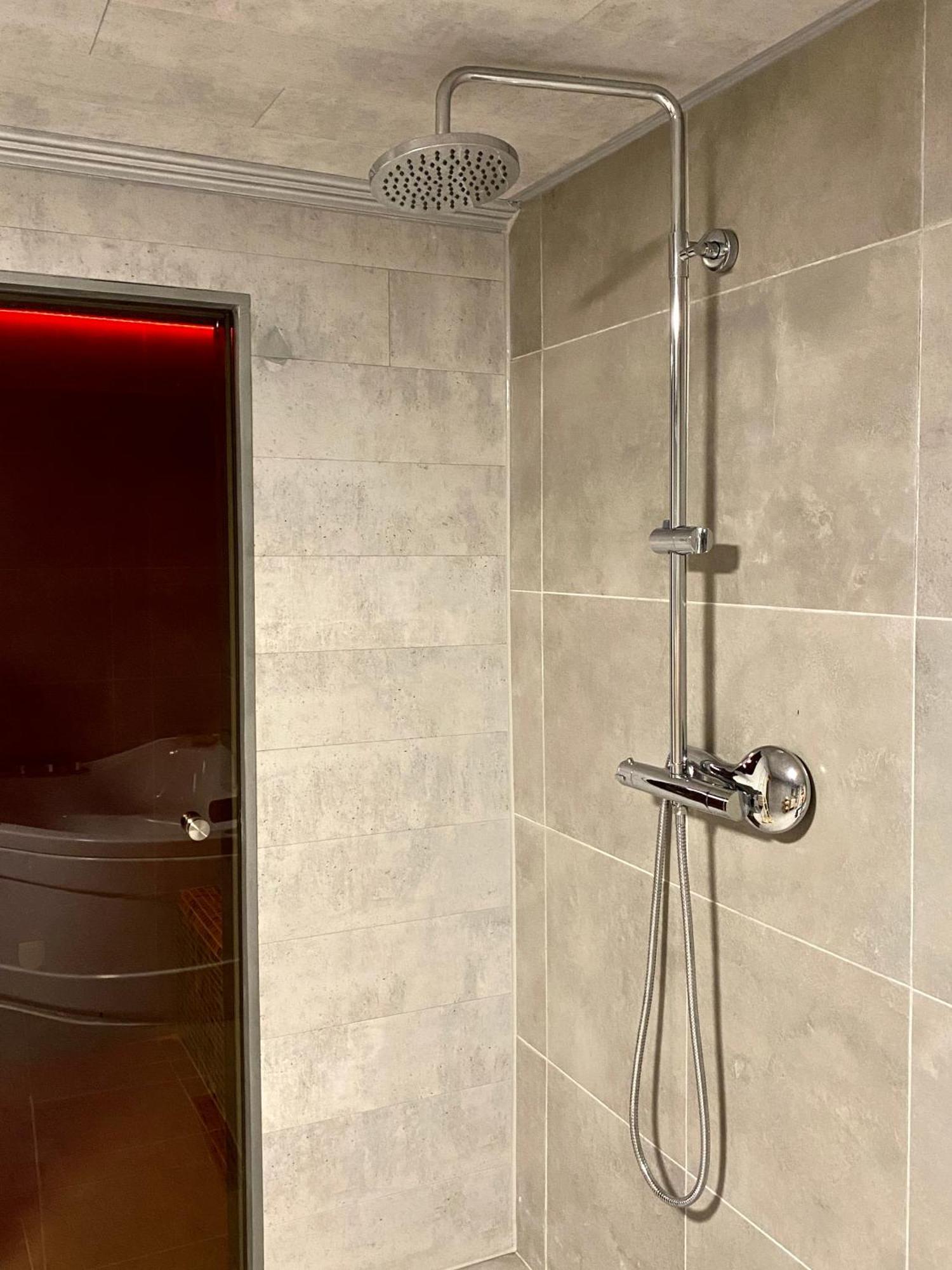 Superbe Logement Pres De Bruxelles Avec Spa Prive Exterior foto